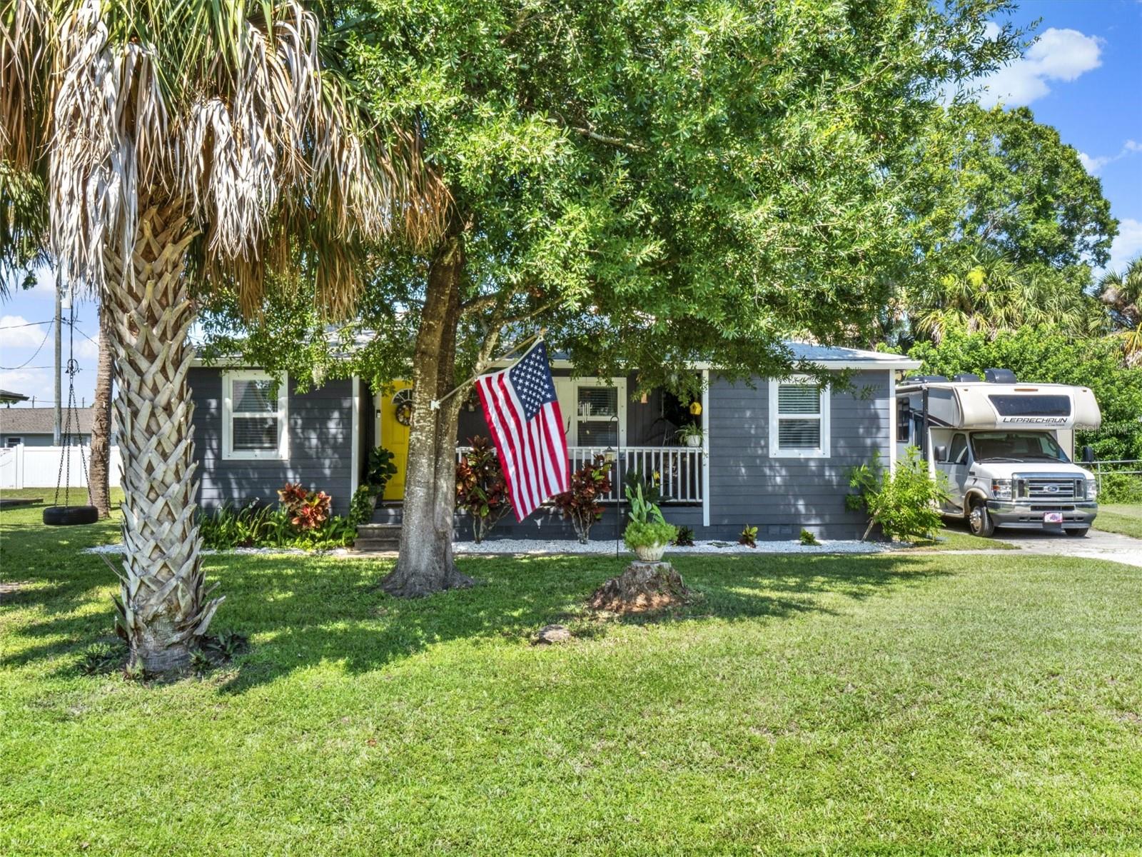 Image 2 of 29 For 2721 Evergreen Drive