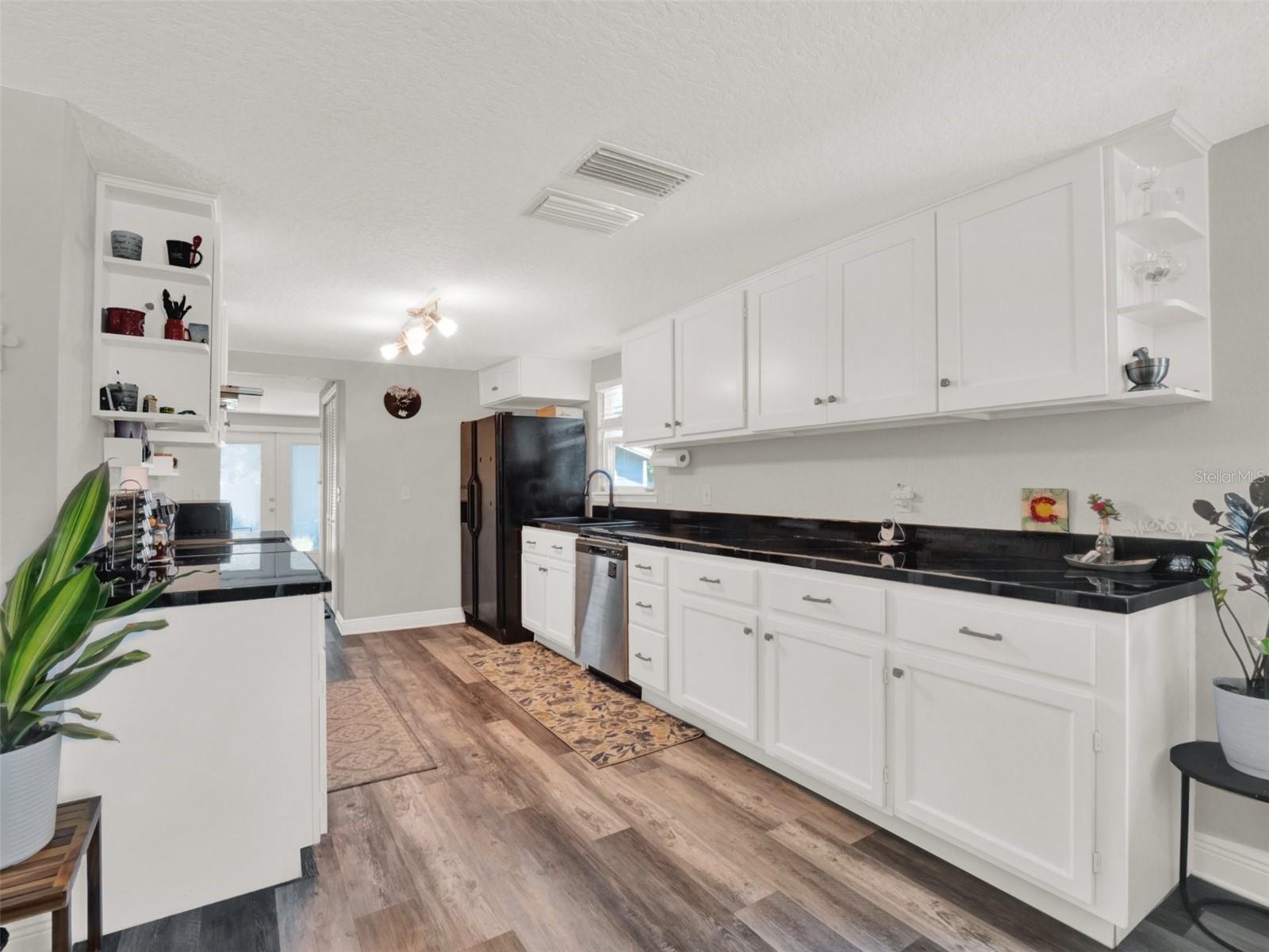 Image 7 of 29 For 2721 Evergreen Drive