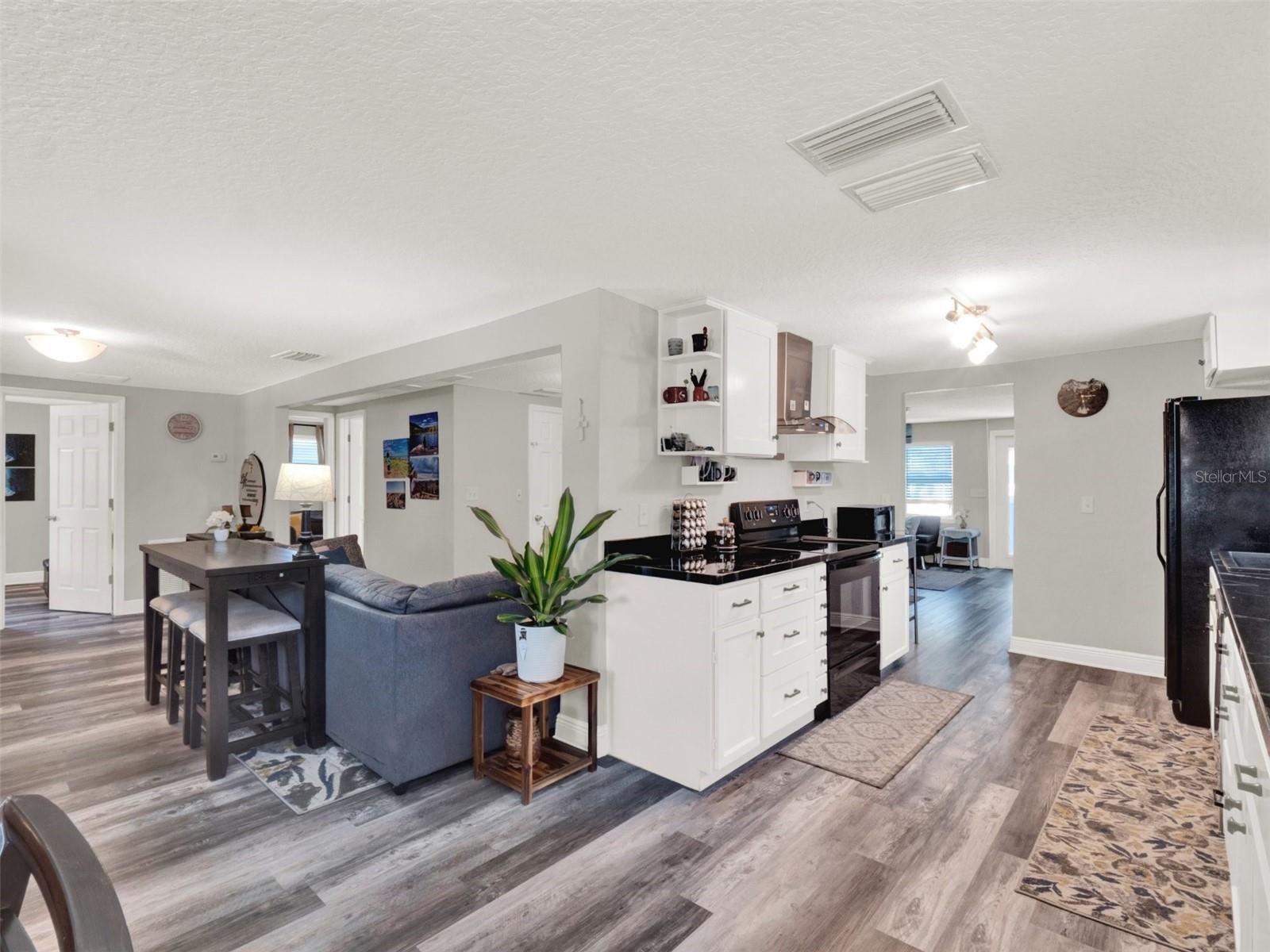 Image 9 of 29 For 2721 Evergreen Drive