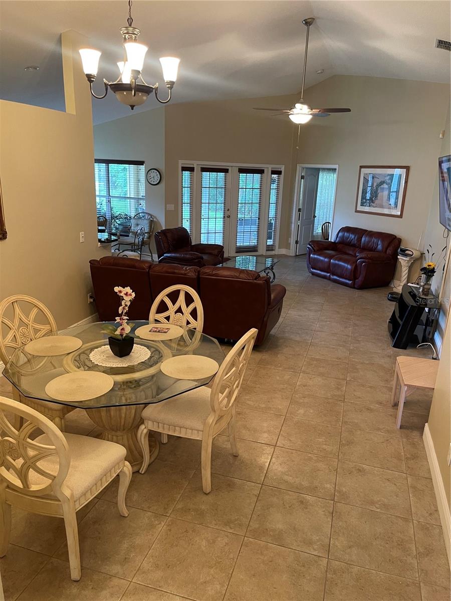 Image 3 of 36 For 519 Tree Shore Drive