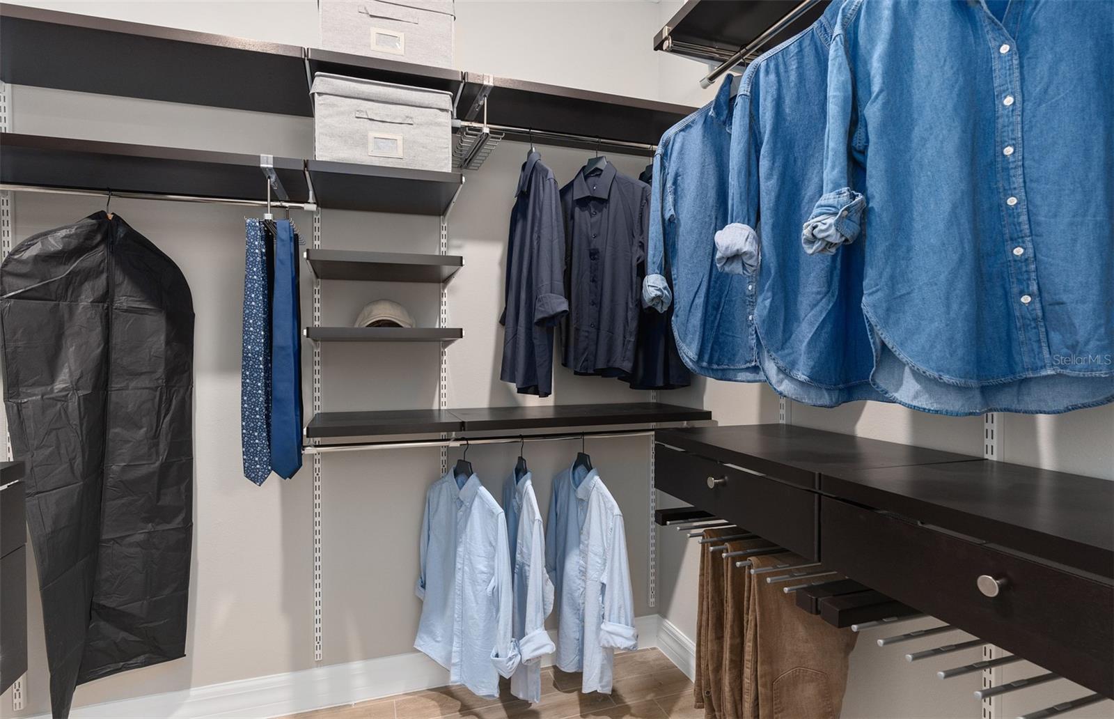 Image 17 of 27 For 5676 Flame Vine Way