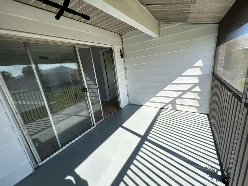 Image 14 of 17 For 851 Sky Lake Circle D