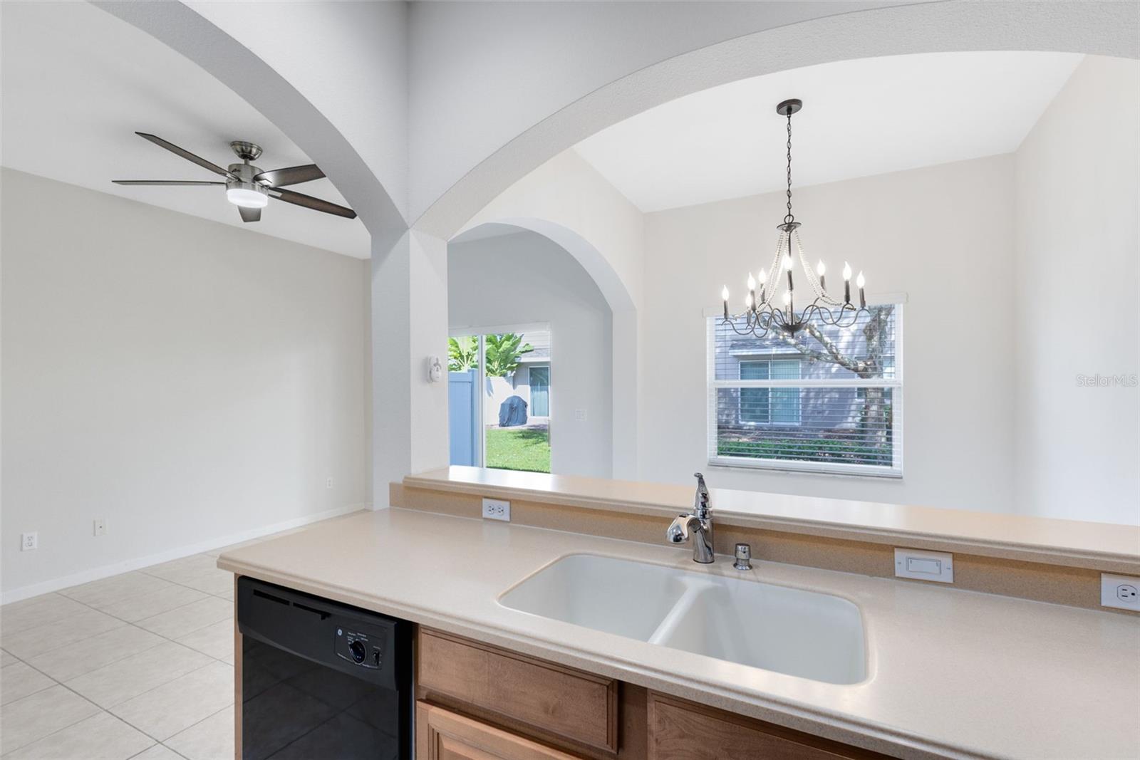 Image 30 of 45 For 4004 Garden Oak Court