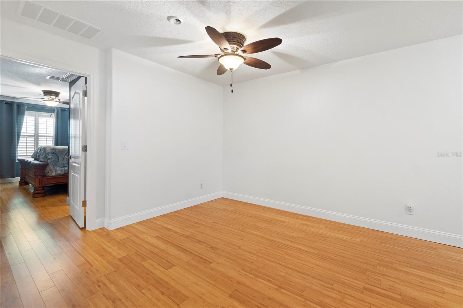 Image 14 of 31 For 1311 Priory Circle