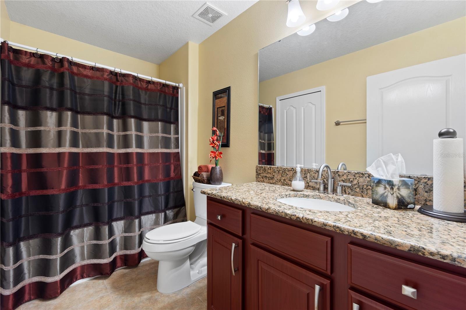 Image 23 of 31 For 1311 Priory Circle