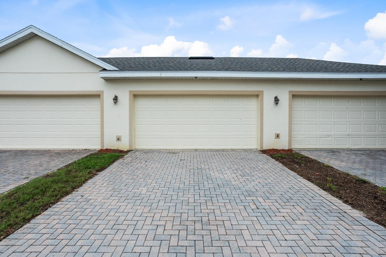 Image 20 of 58 For 14230 Avenue Of The Groves