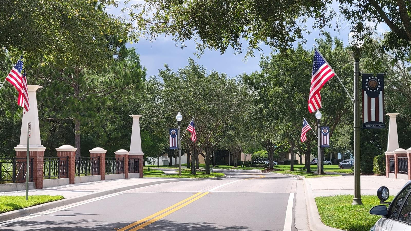 Image 33 of 58 For 14230 Avenue Of The Groves