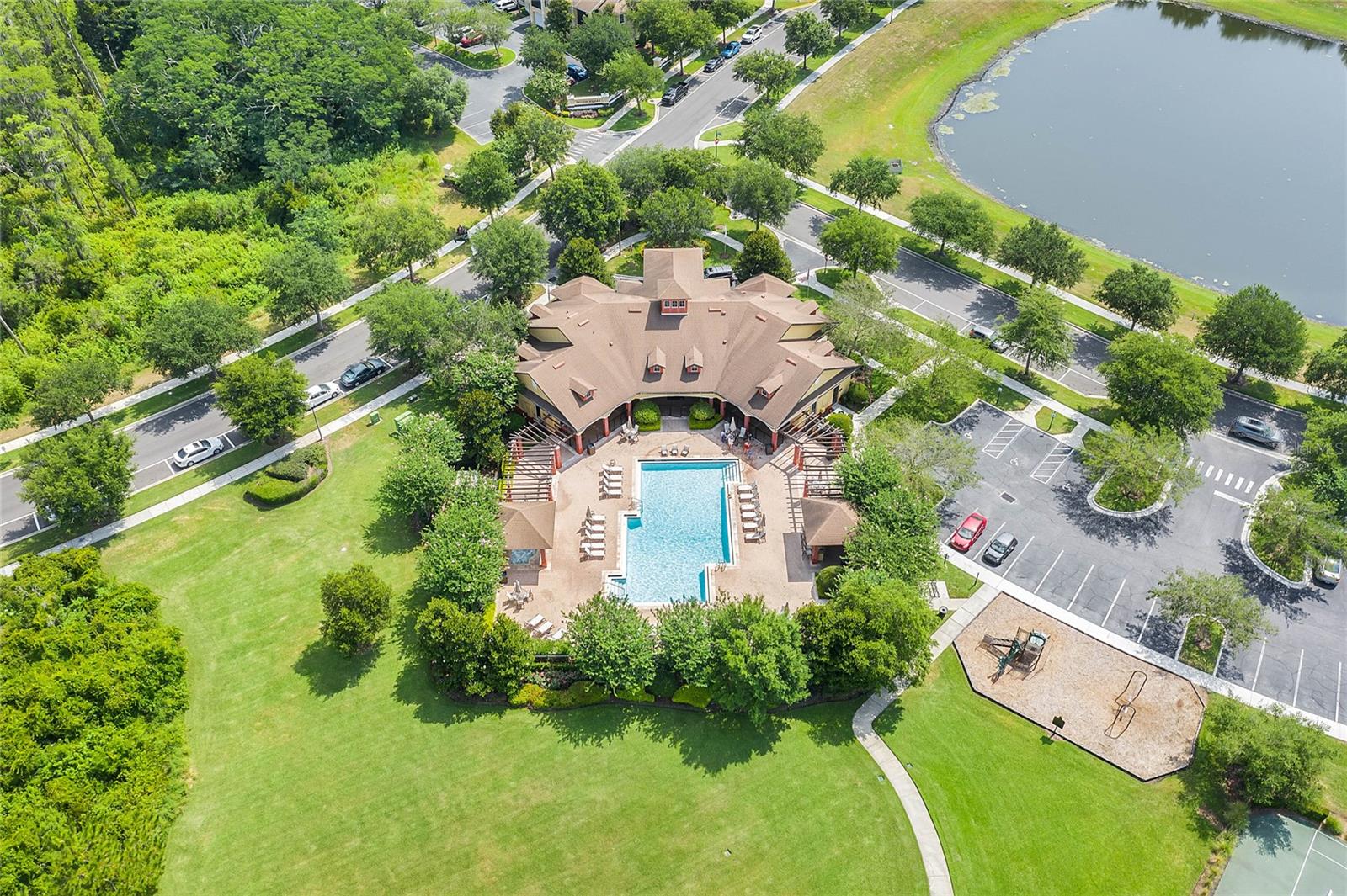 Image 54 of 58 For 14230 Avenue Of The Groves