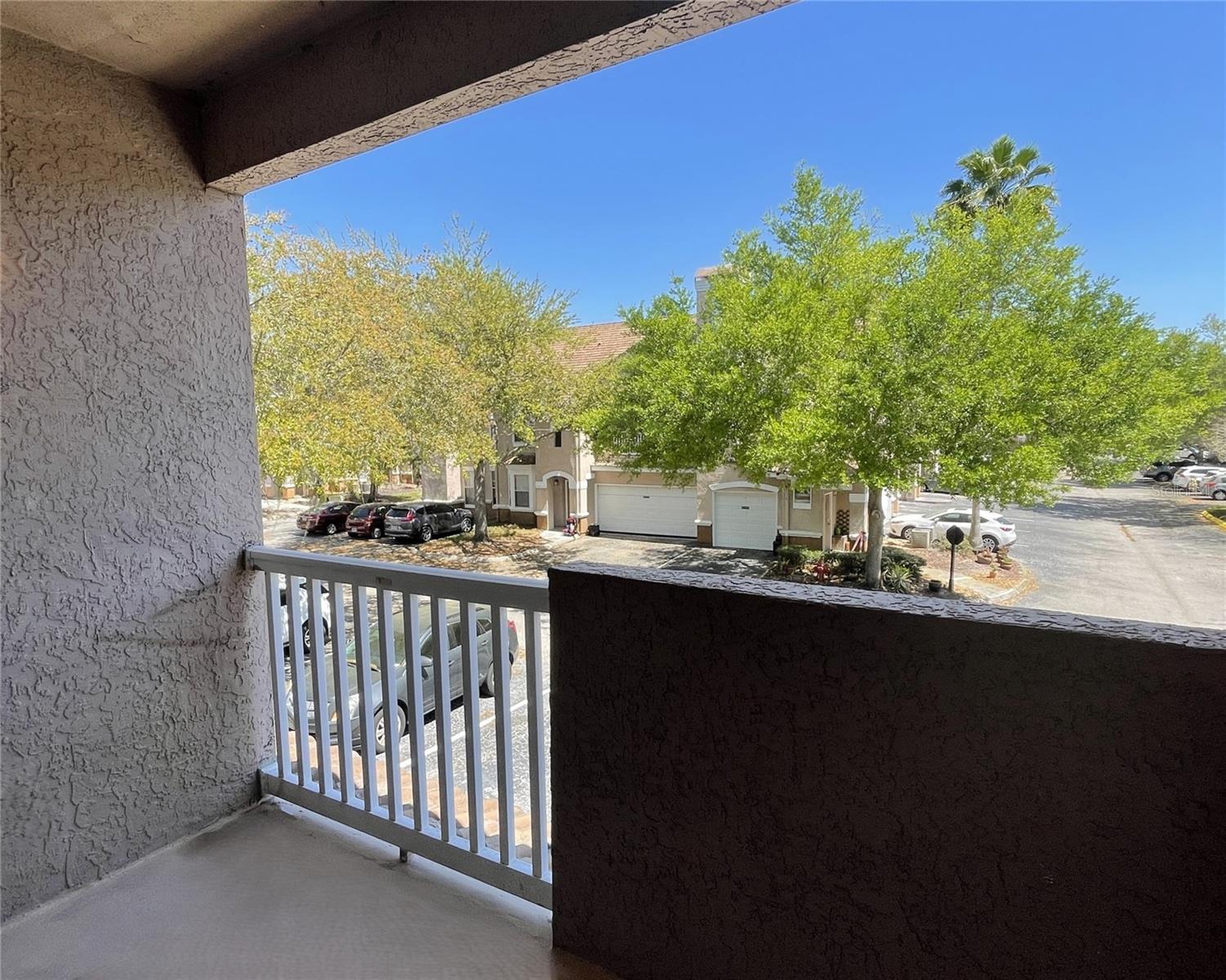 Image 13 of 19 For 17952 Villa Creek Drive 17952