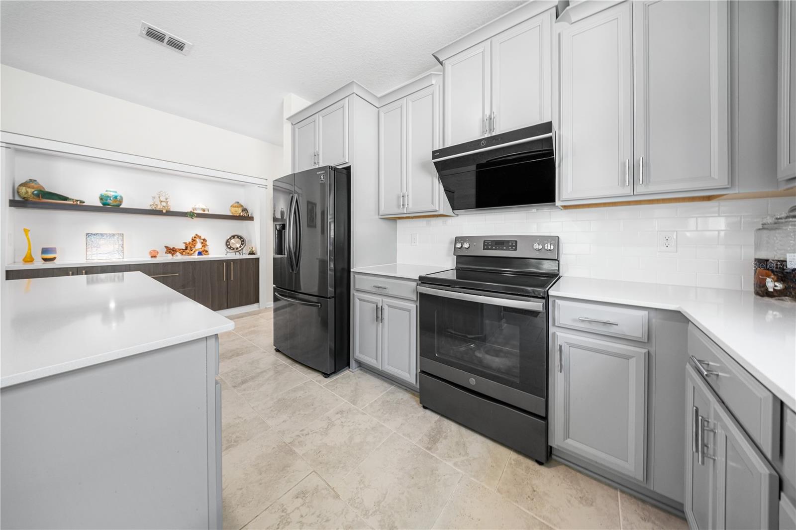 Image 15 of 56 For 3388 Sagebrush Street