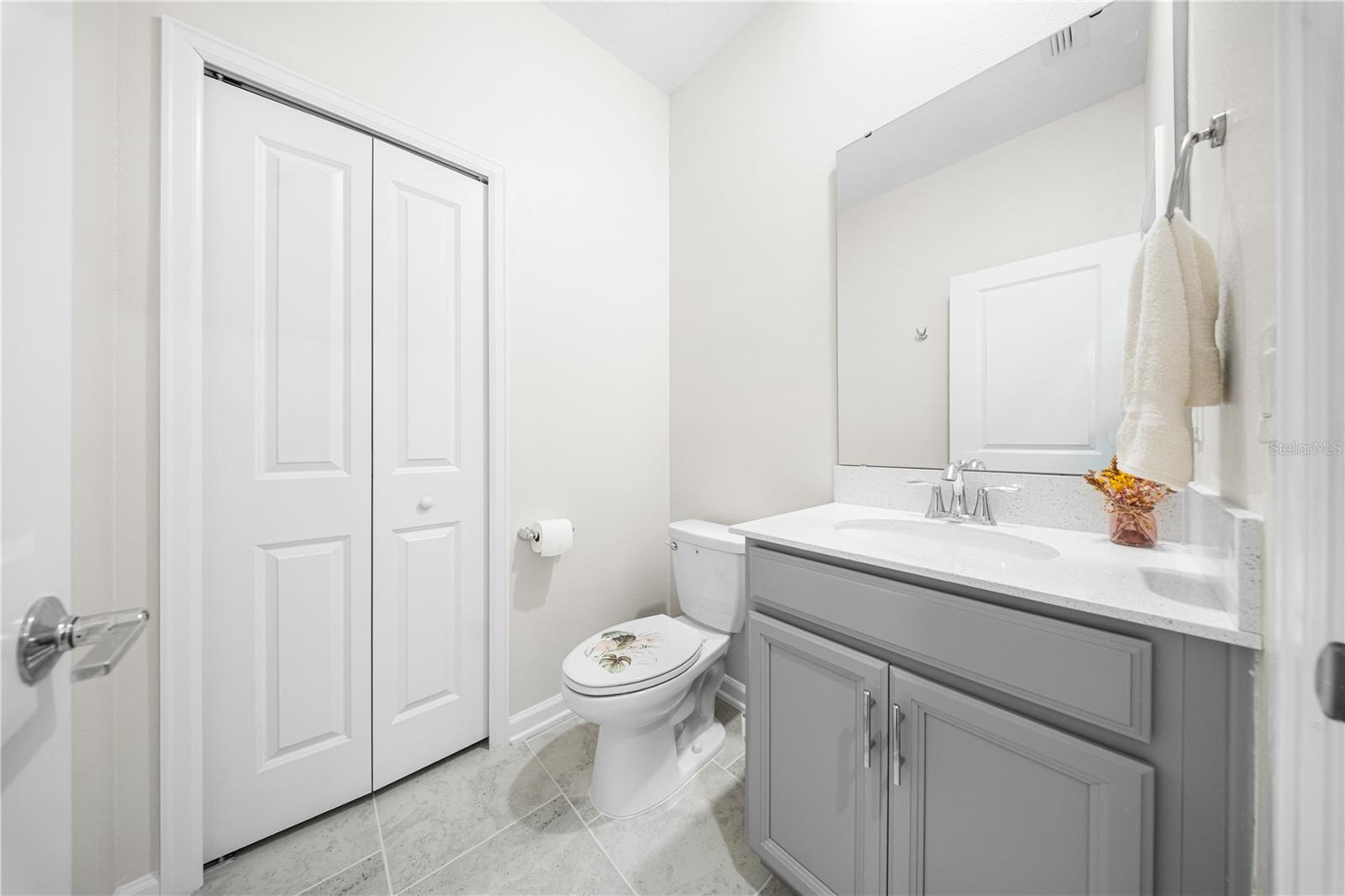 Image 33 of 56 For 3388 Sagebrush Street