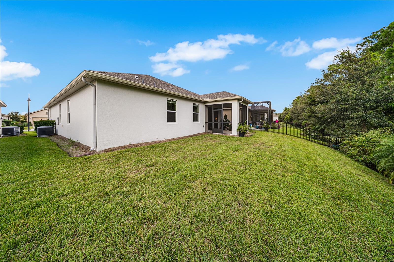 Image 5 of 56 For 3388 Sagebrush Street