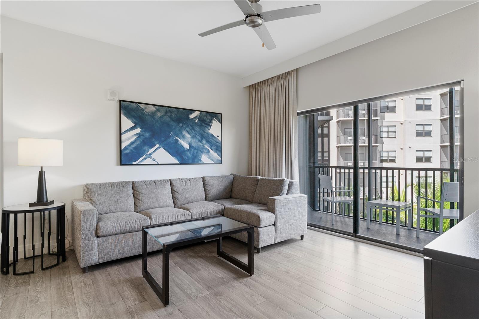 Image 6 of 40 For 14501 Grove Resort Avenue 3514