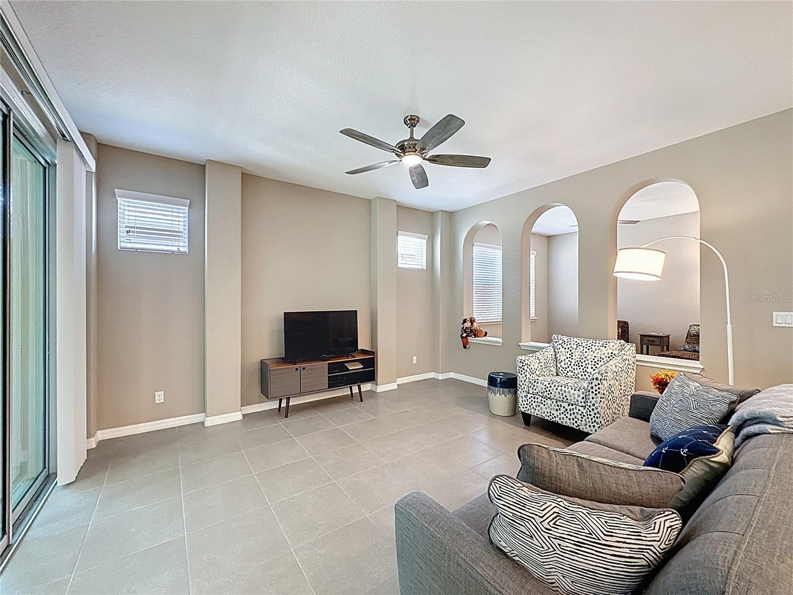 Image 13 of 60 For 251 Silver Maple Road