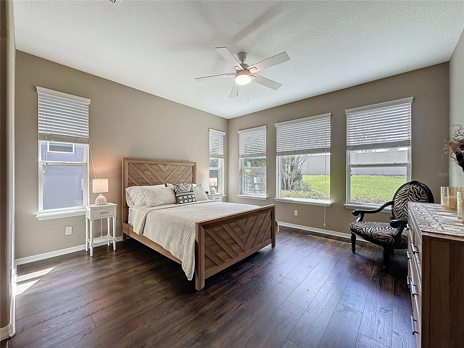 Image 19 of 60 For 251 Silver Maple Road