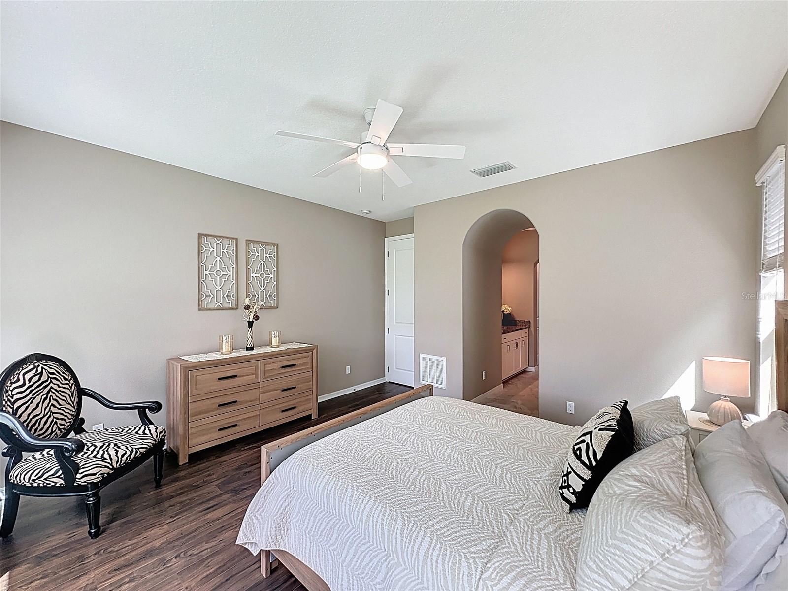 Image 20 of 60 For 251 Silver Maple Road