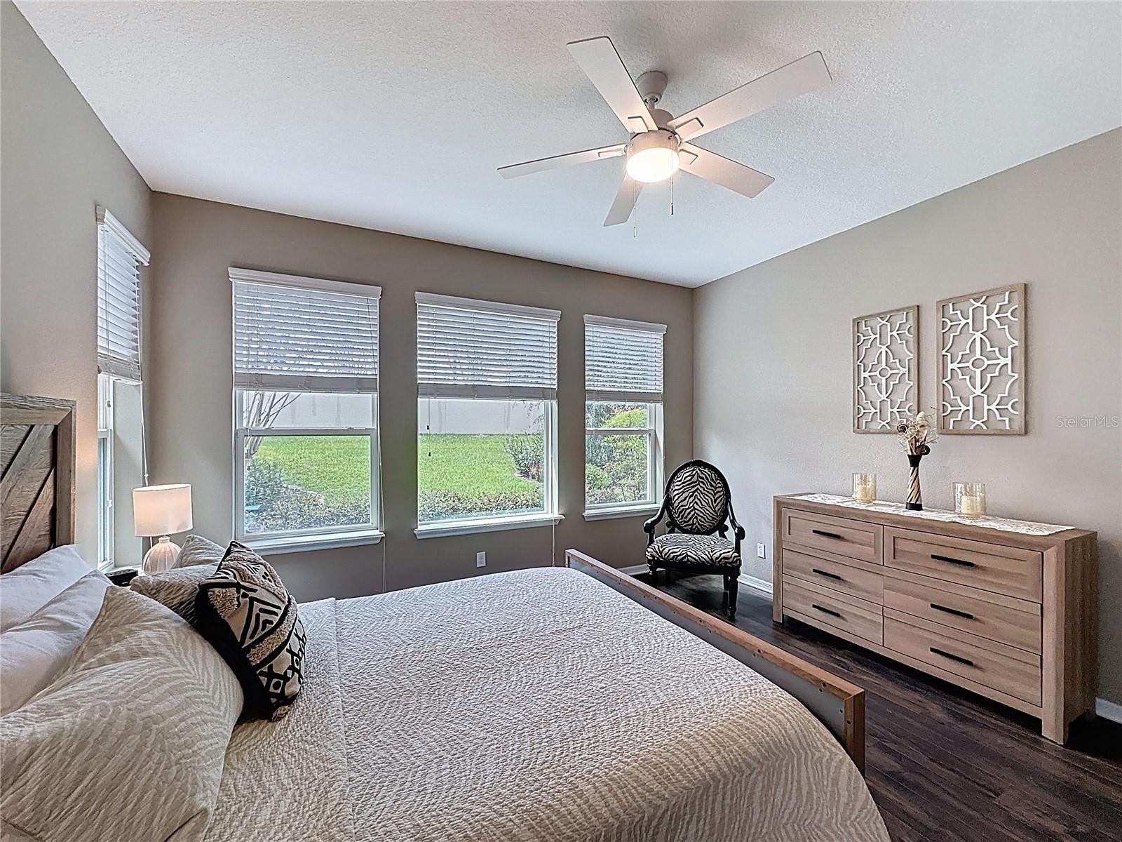 Image 21 of 60 For 251 Silver Maple Road