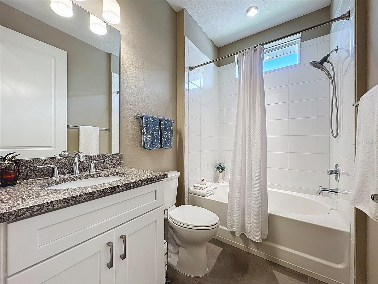 Image 33 of 60 For 251 Silver Maple Road