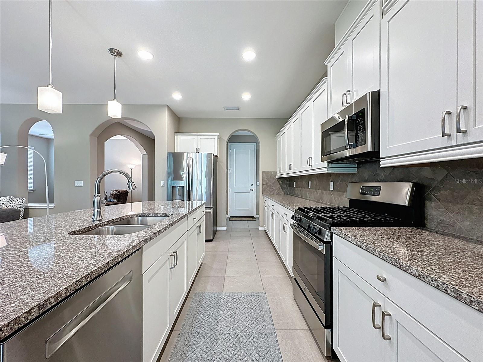 Image 5 of 60 For 251 Silver Maple Road