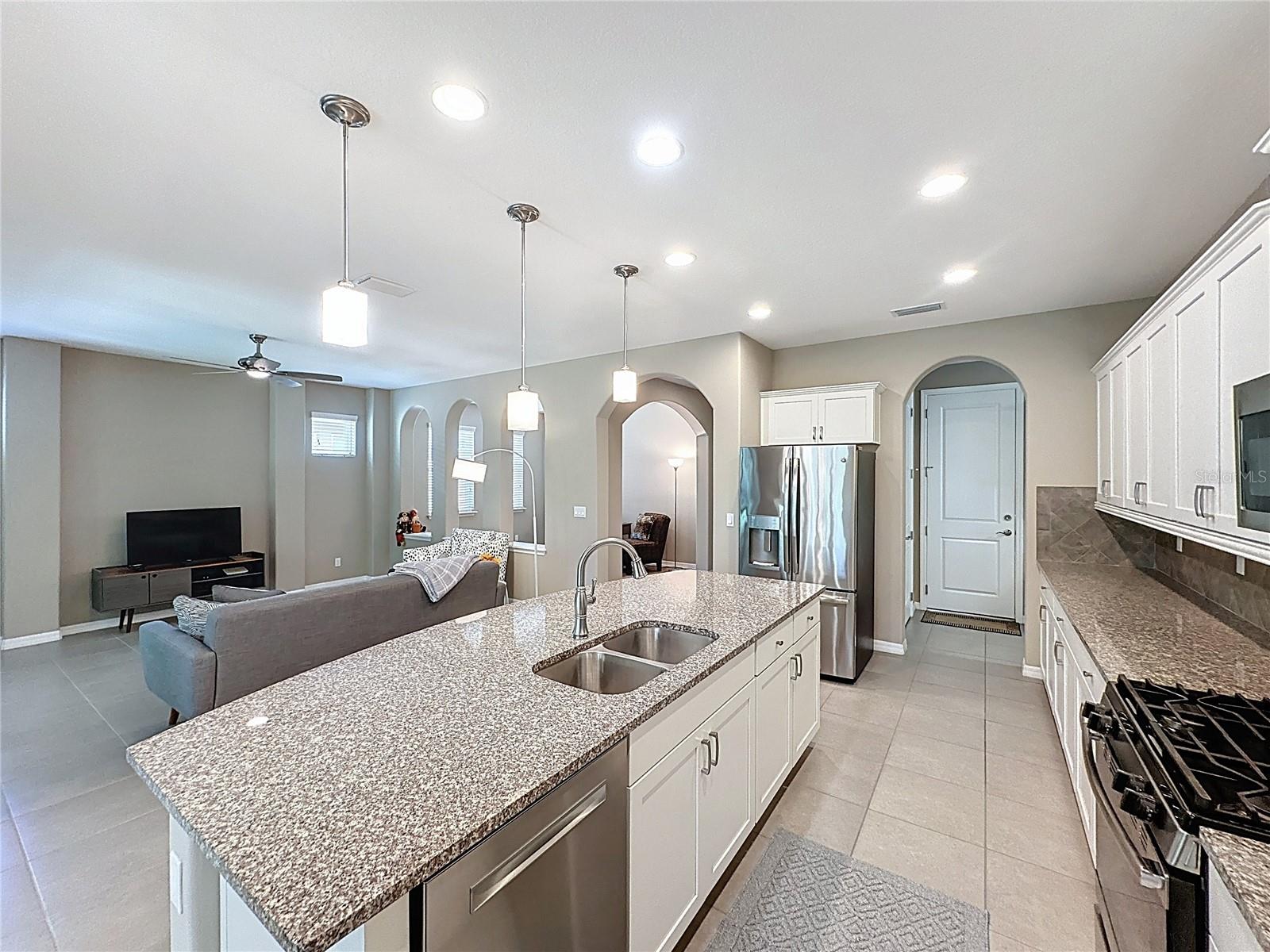 Image 7 of 60 For 251 Silver Maple Road