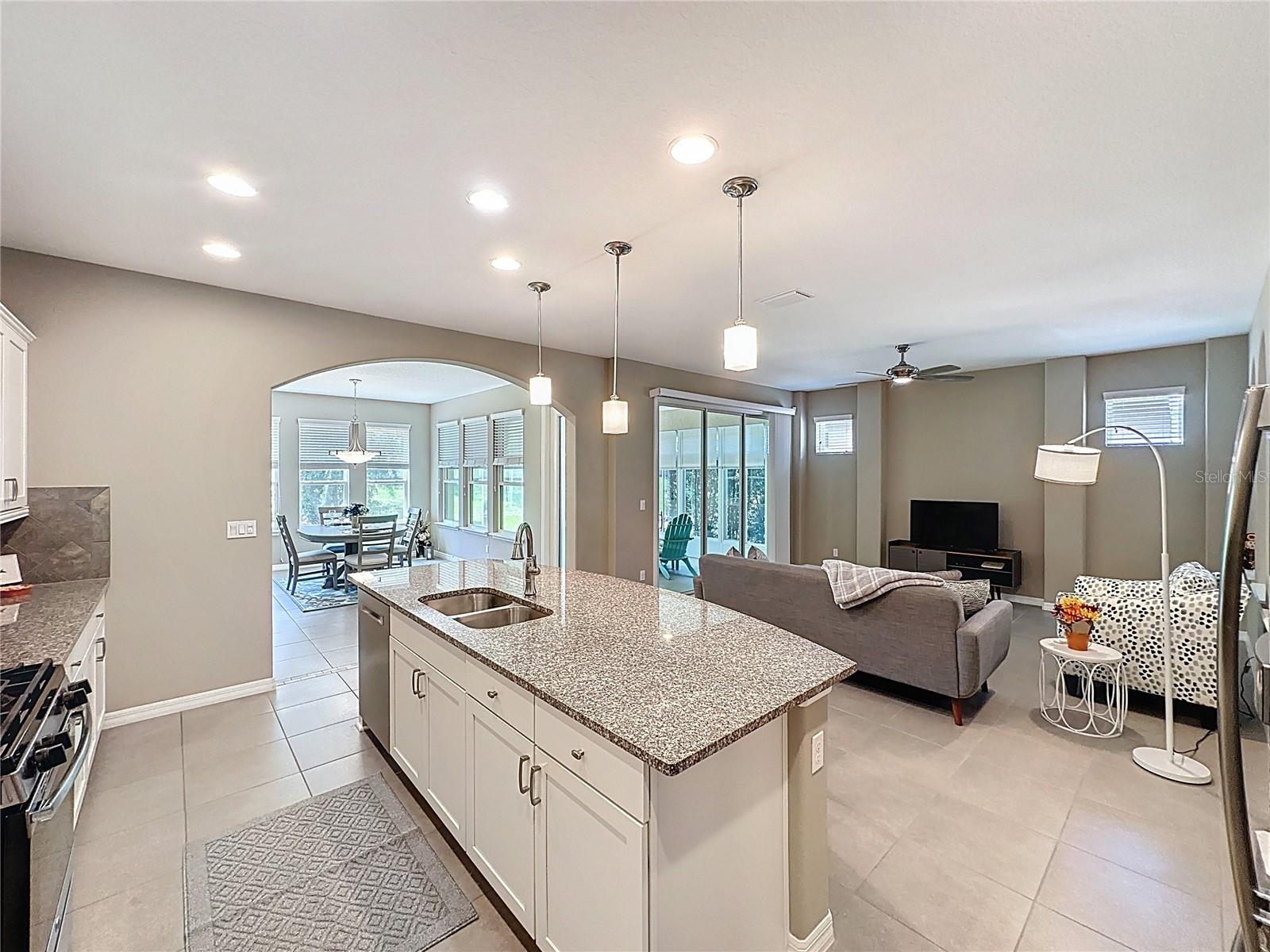 Image 8 of 60 For 251 Silver Maple Road