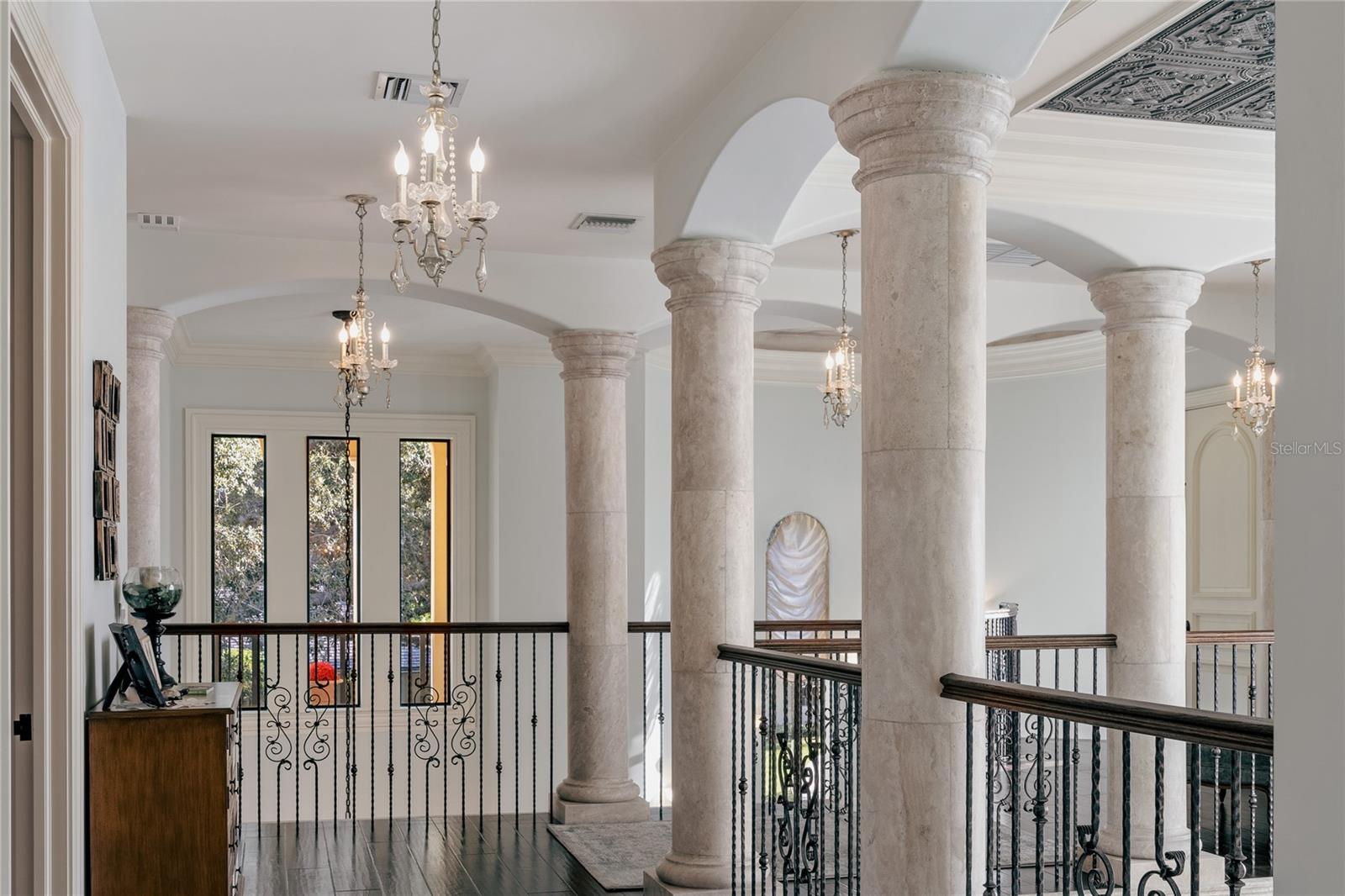 Image 14 of 69 For 10433 Banyan Way