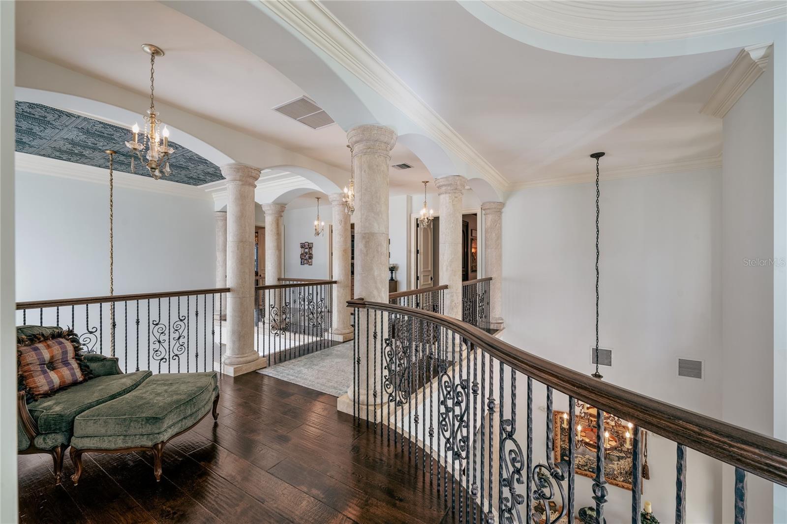 Image 15 of 69 For 10433 Banyan Way