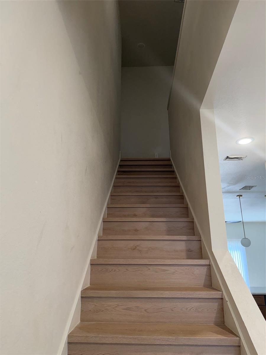 Image 3 of 12 For 860 5th Street