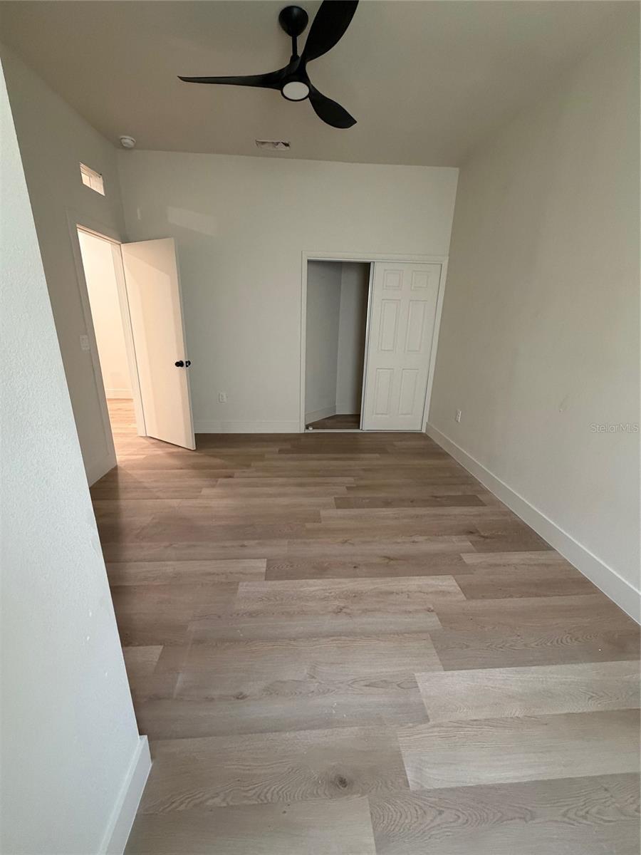 Image 8 of 12 For 860 5th Street