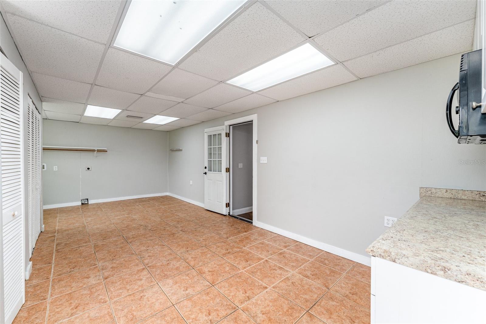 Image 30 of 35 For 4515 Meadowview Drive