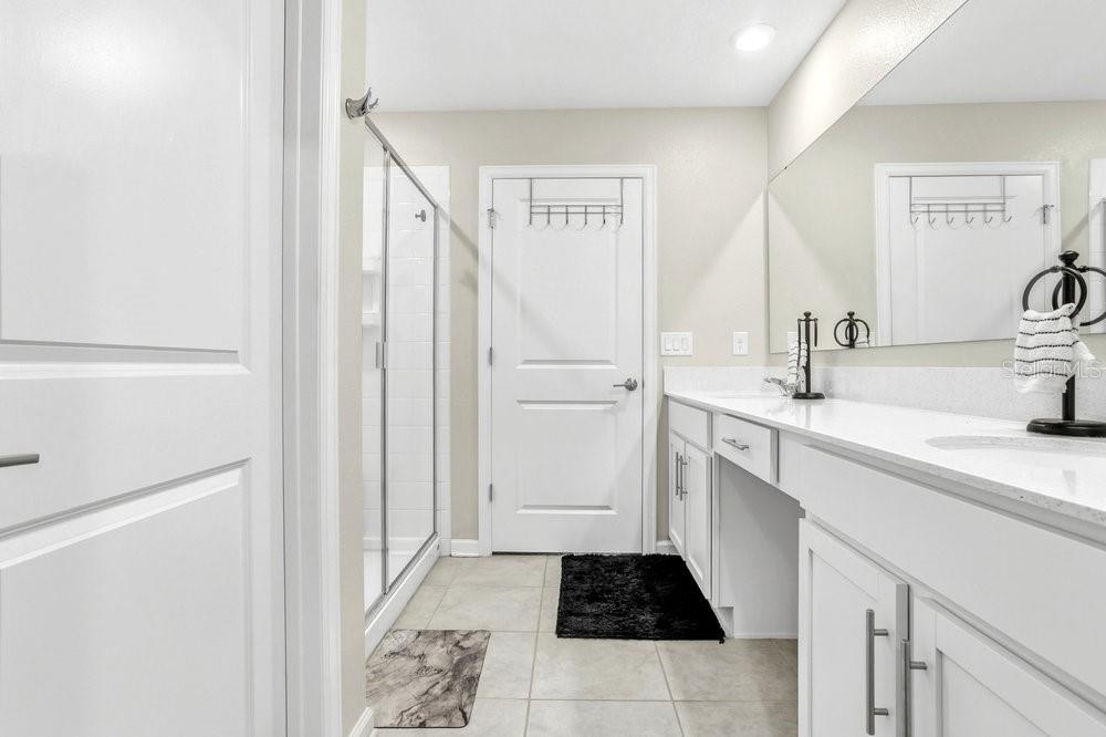 Image 17 of 38 For 4394 Sunny Creek Place