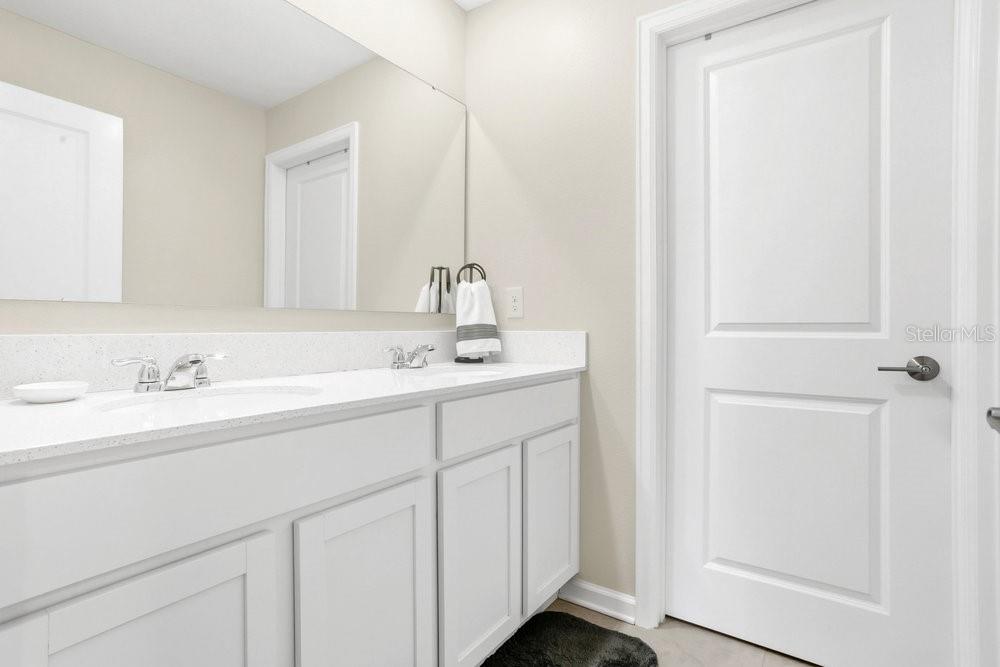 Image 18 of 38 For 4394 Sunny Creek Place