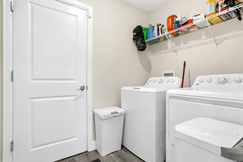 Image 23 of 38 For 4394 Sunny Creek Place