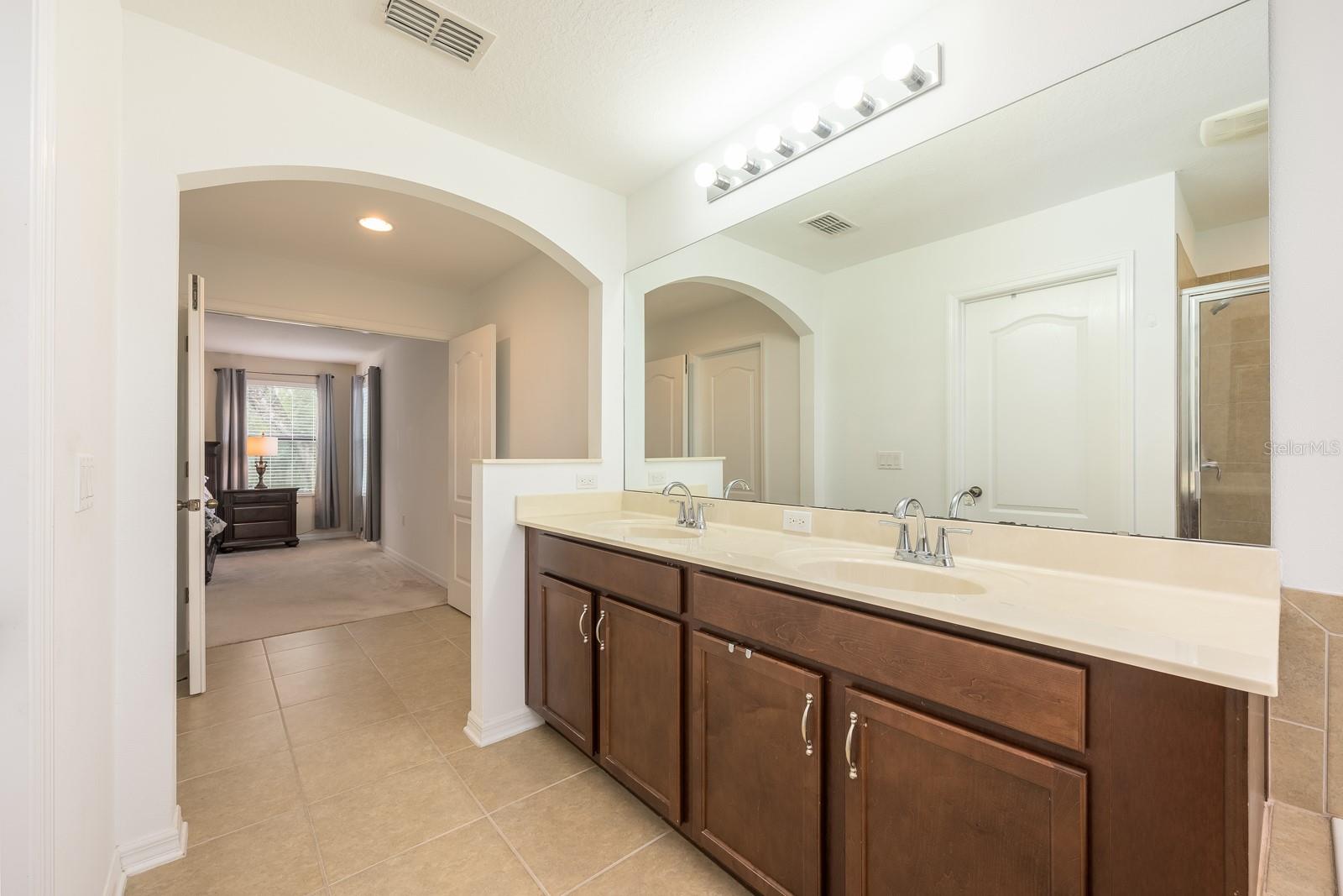Image 12 of 25 For 9937 Armando Circle