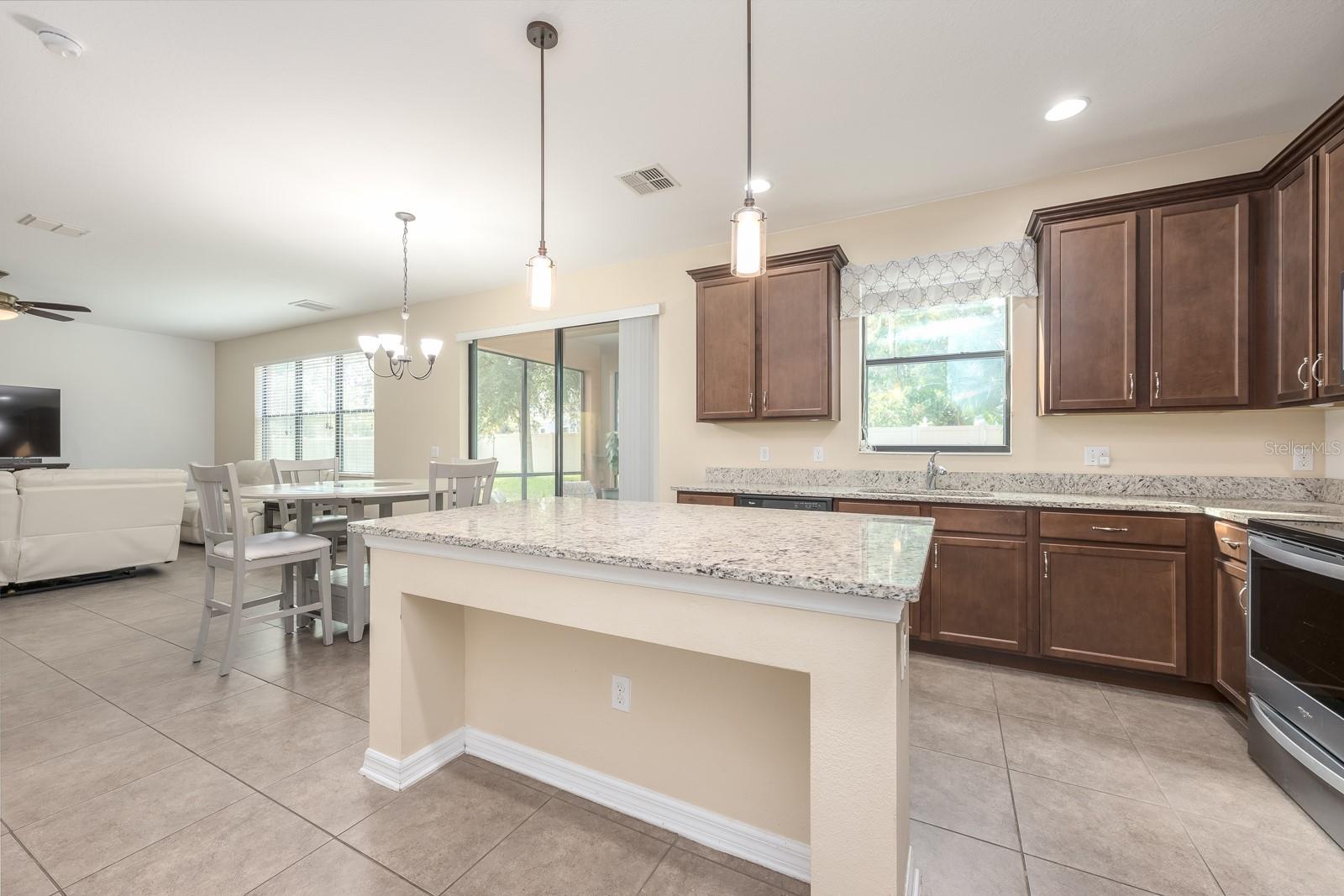 Image 3 of 25 For 9937 Armando Circle