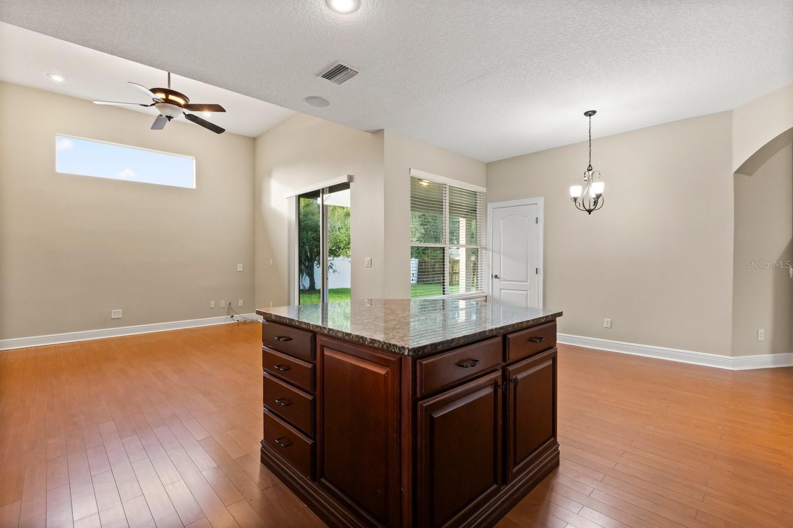 Image 12 of 35 For 57 Valleywood Drive