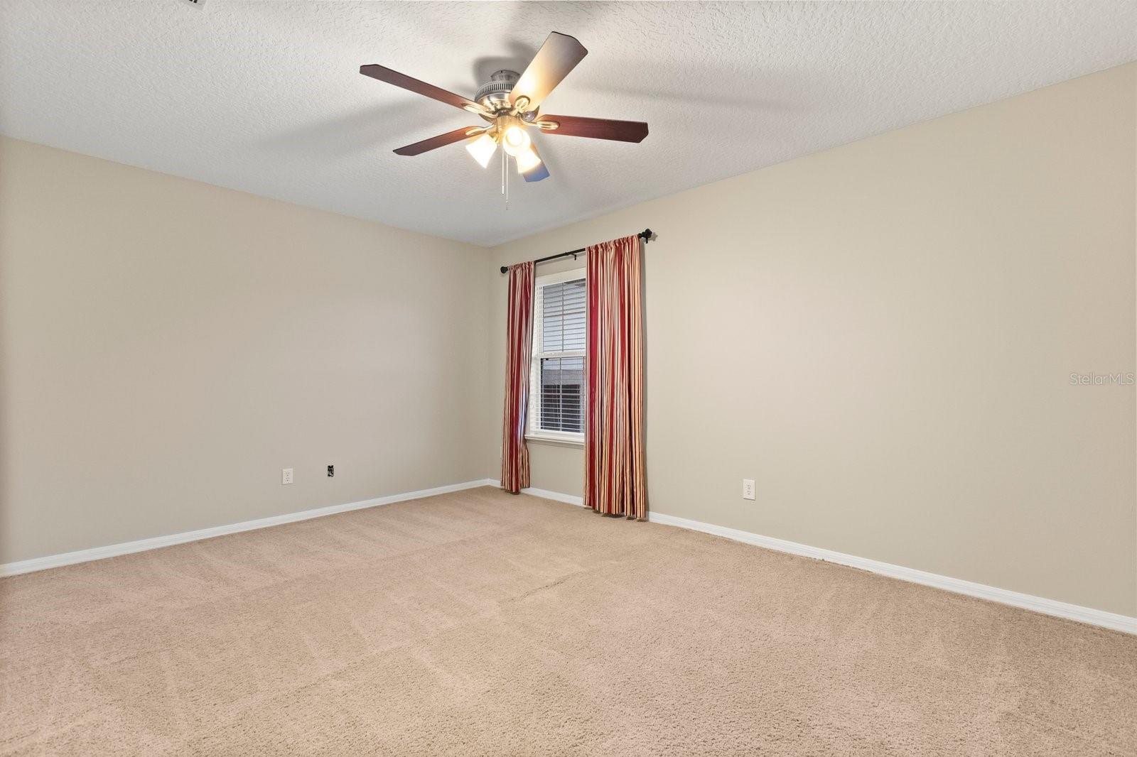 Image 17 of 35 For 57 Valleywood Drive