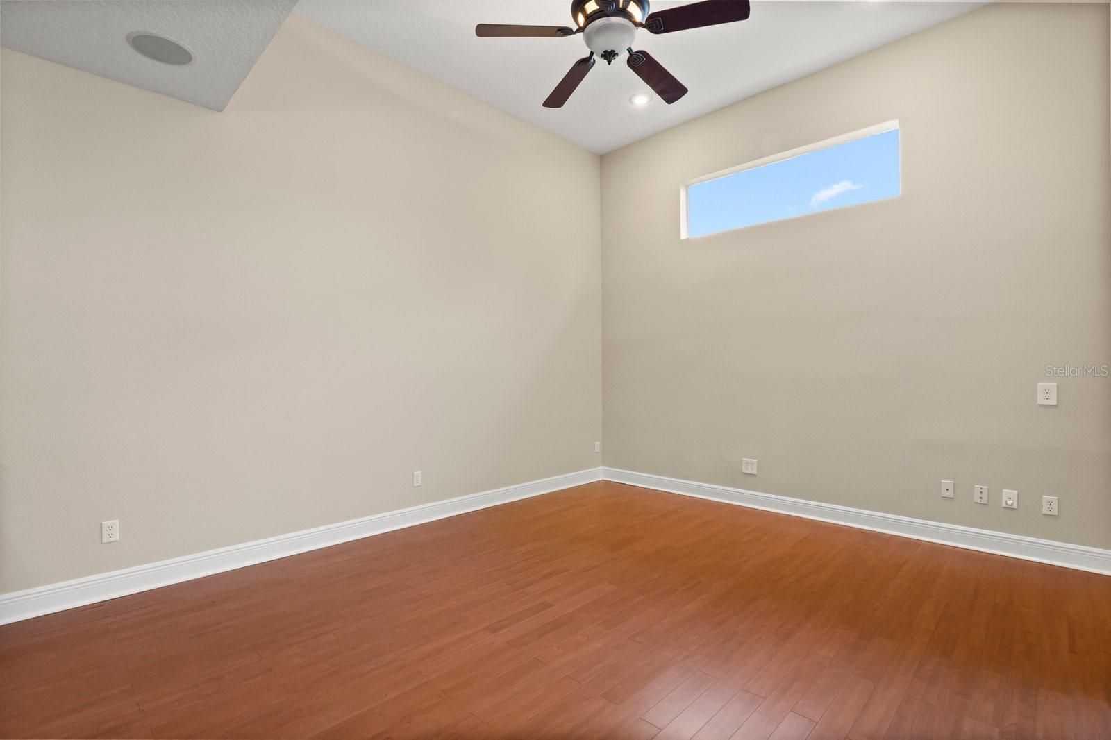 Image 29 of 35 For 57 Valleywood Drive