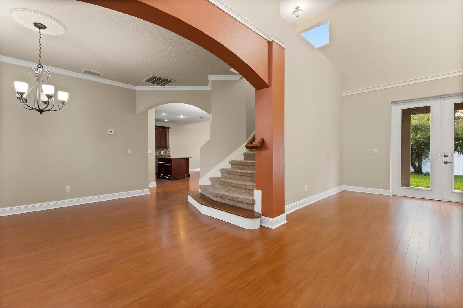 Image 5 of 35 For 57 Valleywood Drive