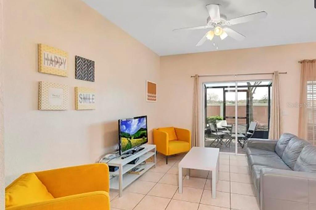 Image 3 of 18 For 2420 Caravelle Circle