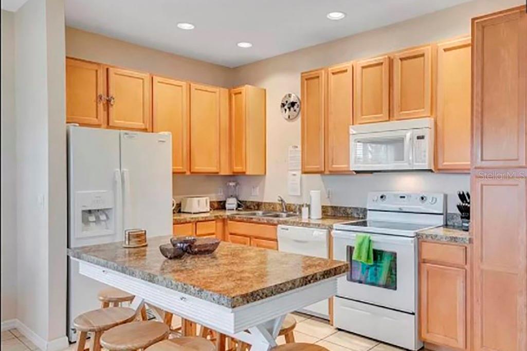 Image 7 of 18 For 2420 Caravelle Circle