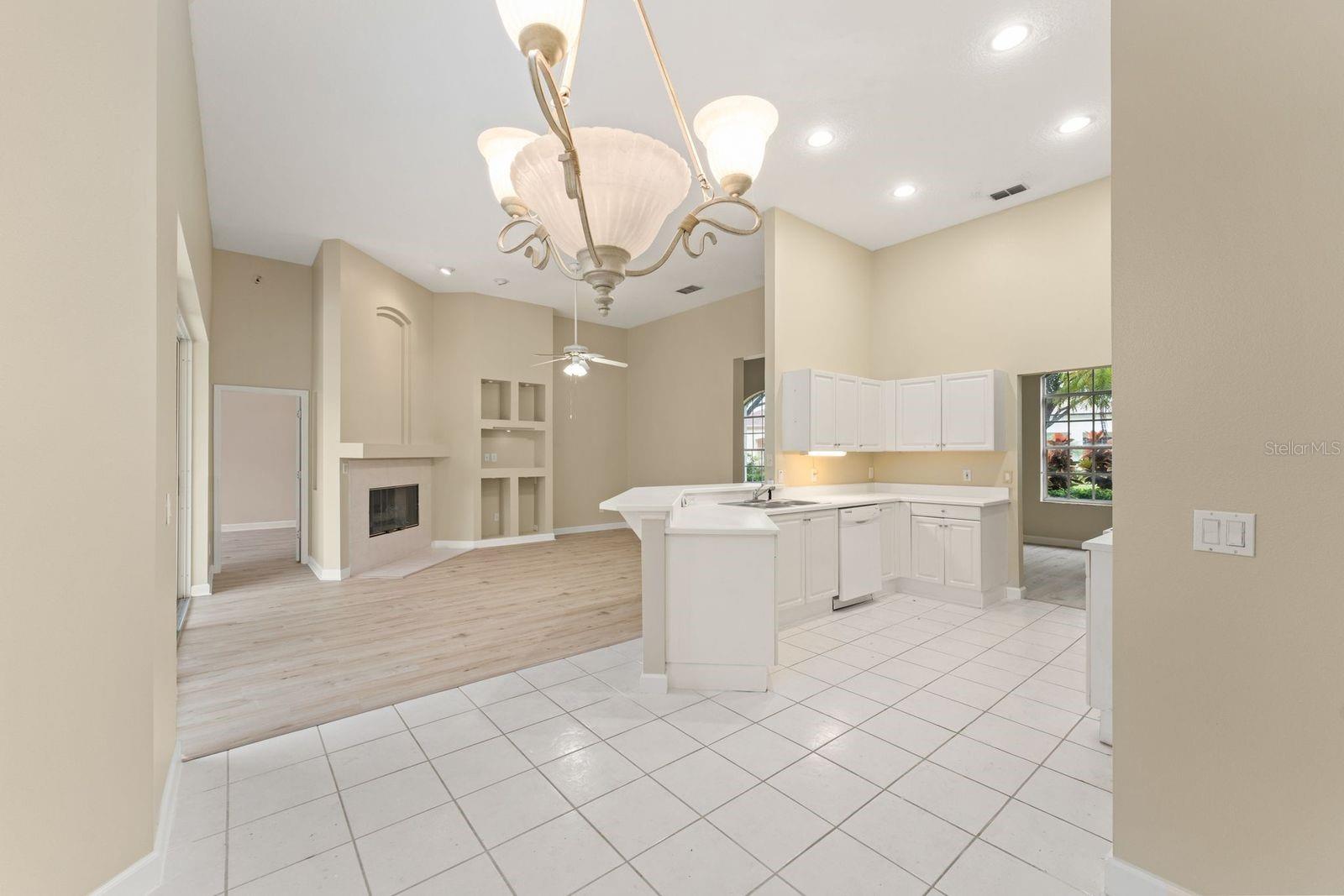 Image 21 of 38 For 1380 Tadsworth Terrace