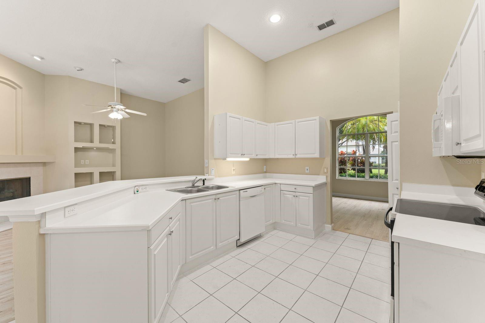 Image 22 of 38 For 1380 Tadsworth Terrace