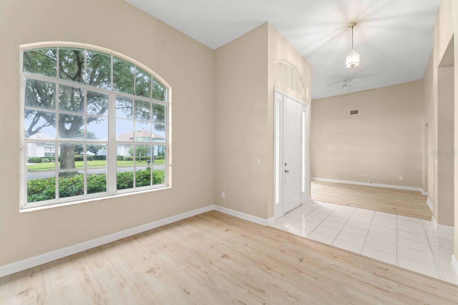 Image 5 of 38 For 1380 Tadsworth Terrace