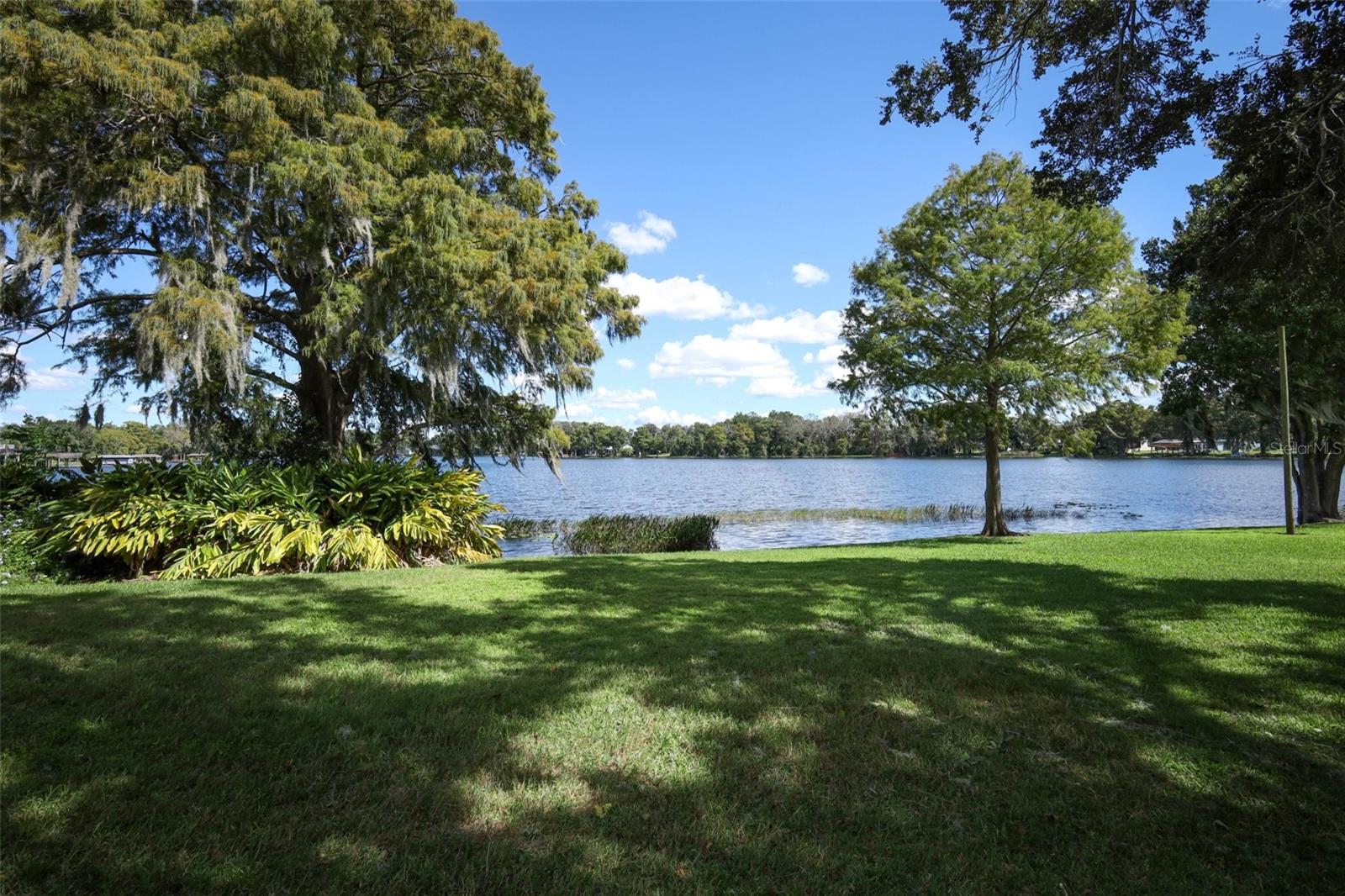 Image 2 of 63 For 1628 Lawndale Circle