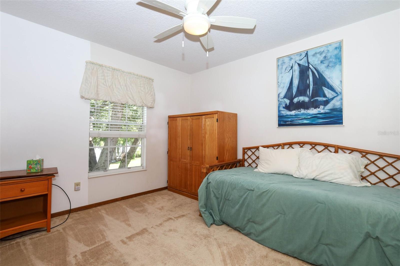 Image 23 of 63 For 1628 Lawndale Circle