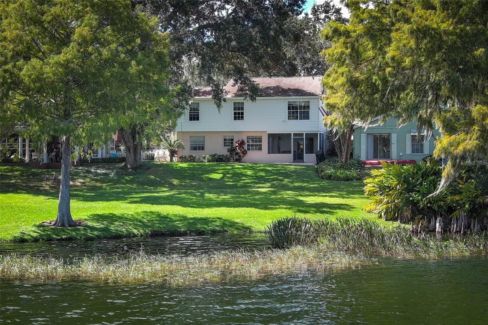 Image 3 of 63 For 1628 Lawndale Circle