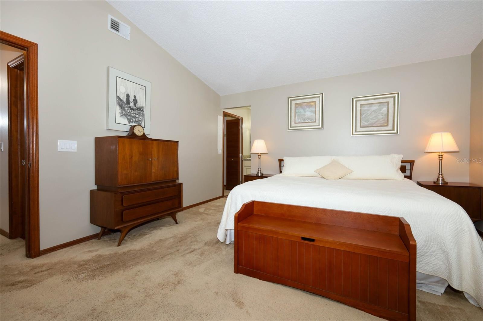Image 31 of 63 For 1628 Lawndale Circle