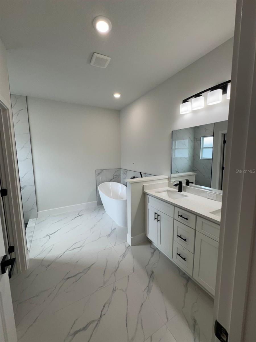 Image 19 of 20 For 13385 32nd Ct