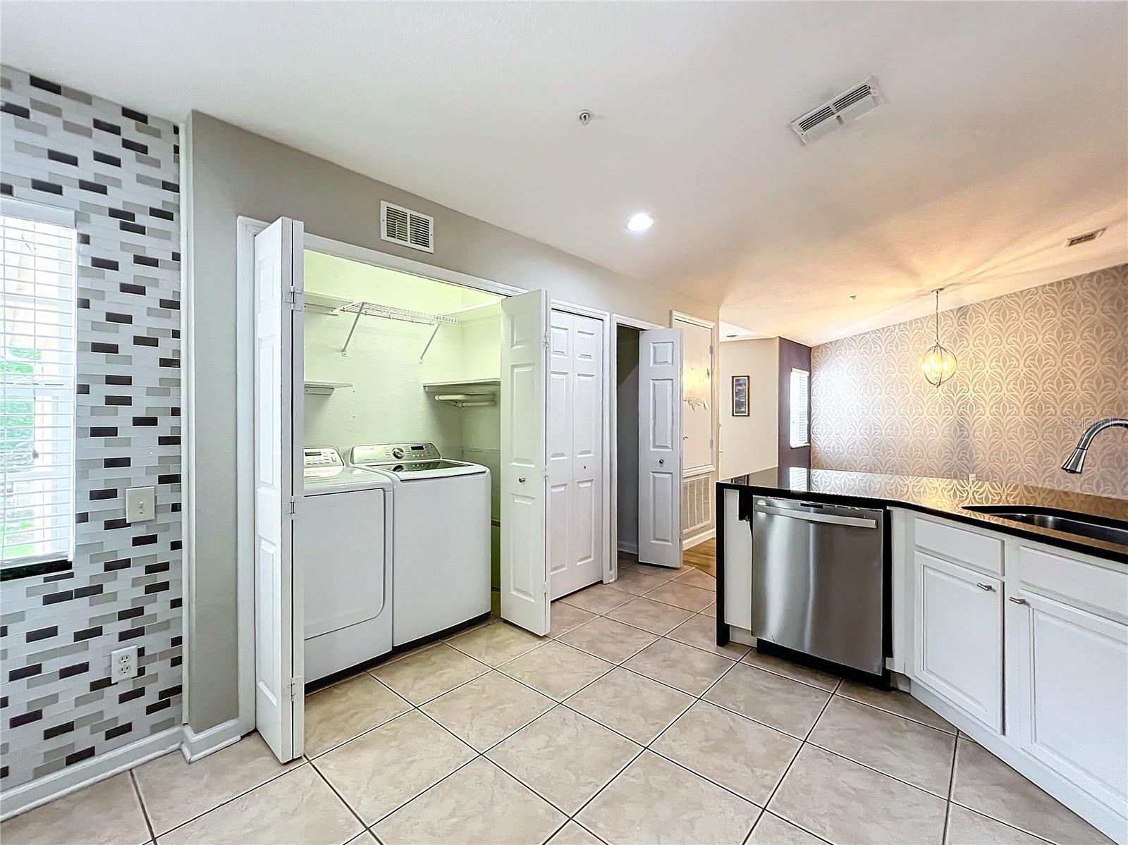Image 21 of 83 For 2525 San Tecla Street 104